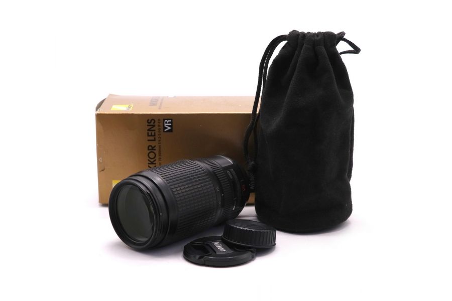 Телеобъектив Nikon 70-300mm f/4.5-5.6G ED-IF AF-S VR Zoom-Nikkor в упаковке