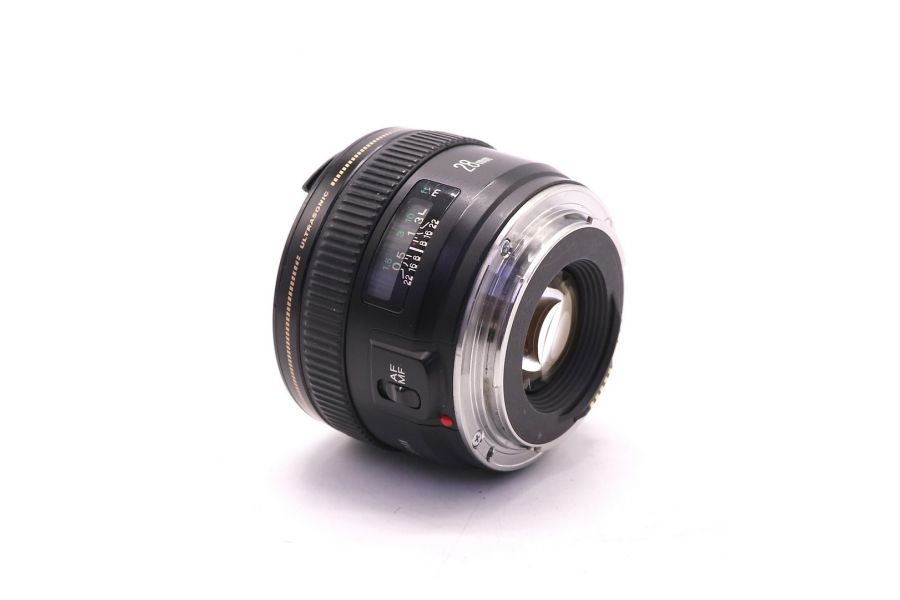 Canon EF 28mm f/1.8 USM (Japan)