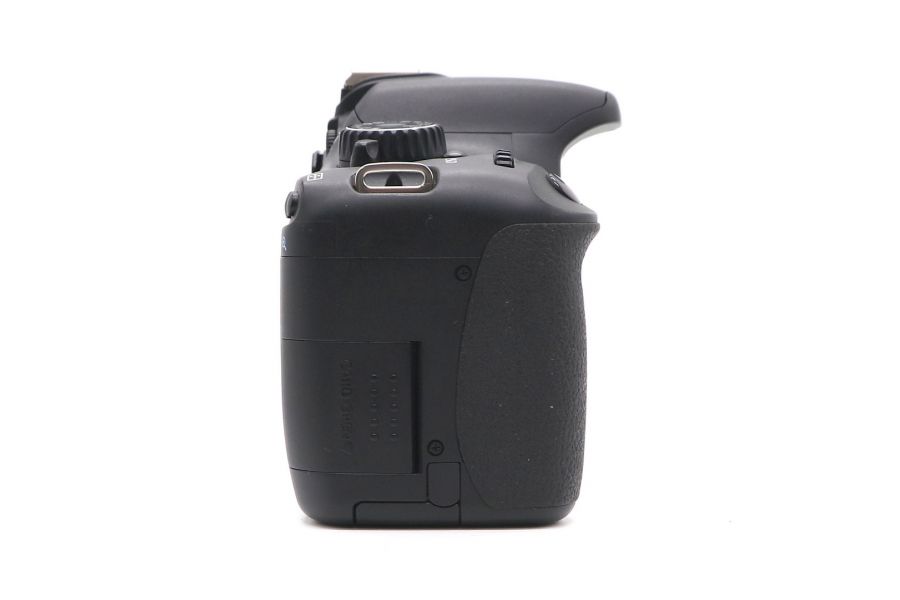 Canon EOS 550D body неисправный