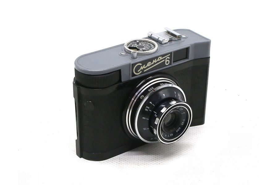 Советский фотоаппарат Смена 6 (ЛОМО, 1962)