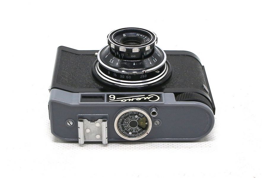 Советский фотоаппарат Смена 6 (ЛОМО, 1962)