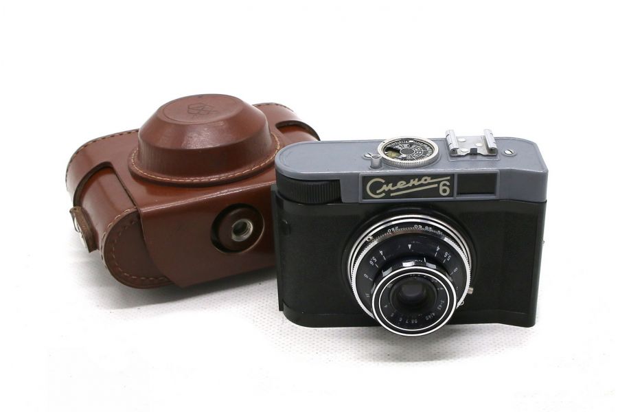 Советский фотоаппарат Смена 6 (ЛОМО, 1962)