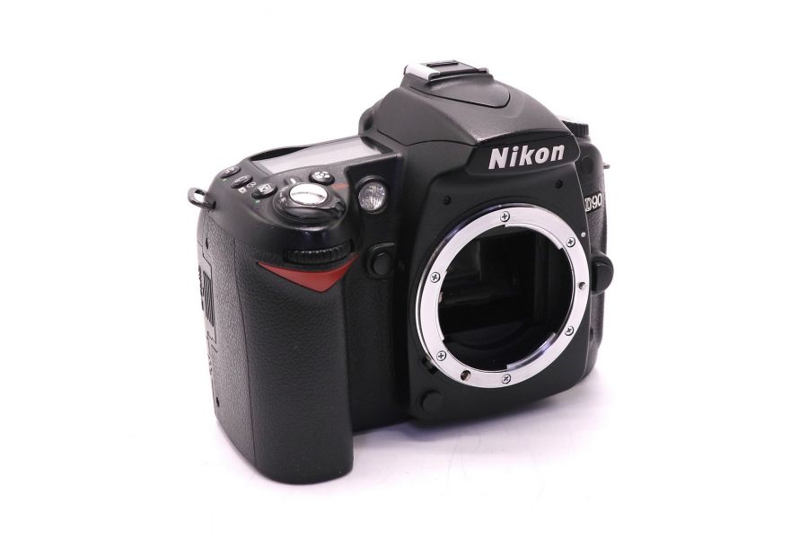 Nikon D90 body (пробег 17500 кадров)