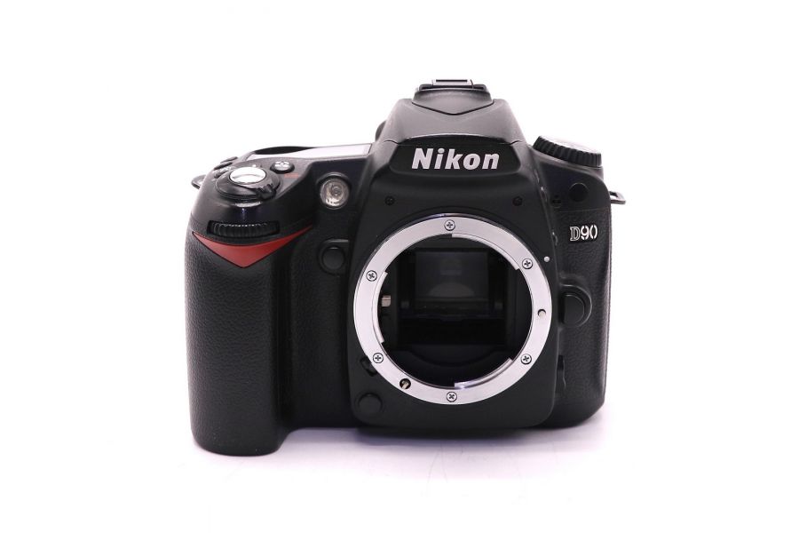 Nikon D90 body (пробег 17500 кадров)