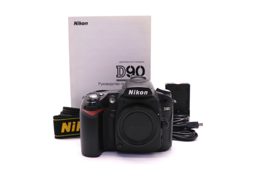 Nikon D90 body (пробег 17500 кадров)