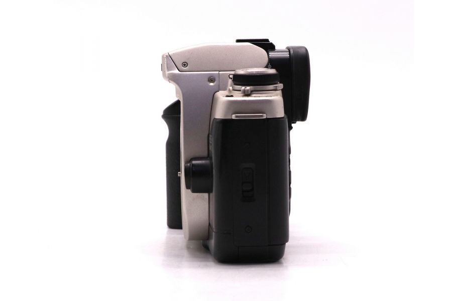 Canon EOS Elan II E body (Canon EOS 50E) (Japan, 1996)