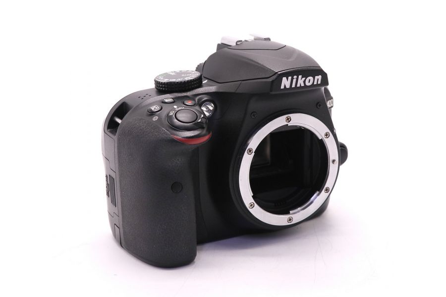 Nikon D3400 body (пробег 34410 кадров)