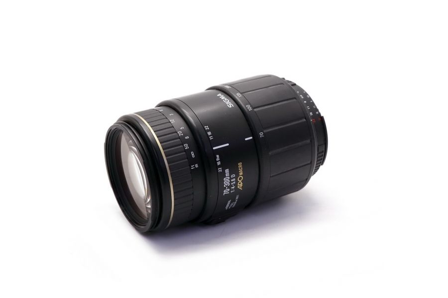 Sigma AF 70-300mm f/4-5.6D APO Macro for Nikon в упаковке