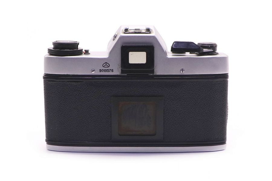 Советский зеркальный фотоаппарат Киев 19 kit