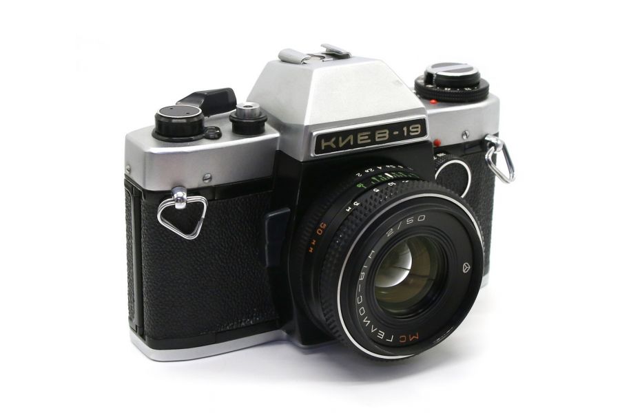 Фотоаппарат зеркальный Киев 19 kit (СССР, 1988)