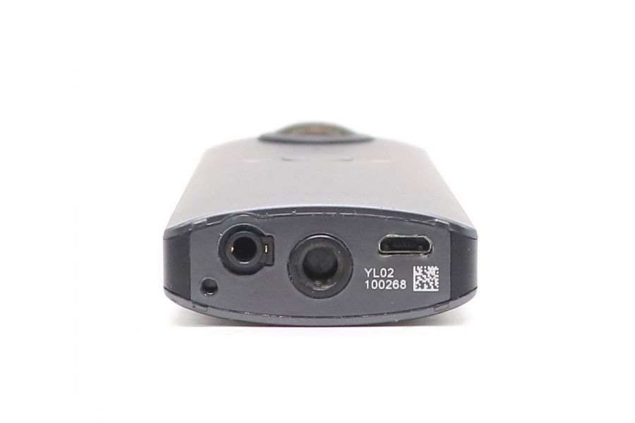 Экшн-камера панорамная Ricoh Theta V в упаковке