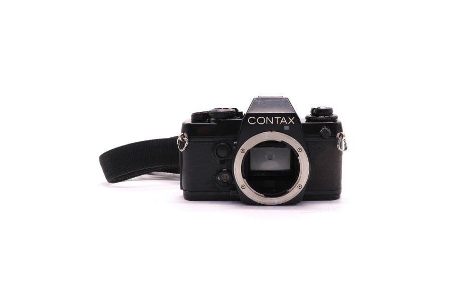 Зеркальный фотоаппарат Contax 139 quartz body