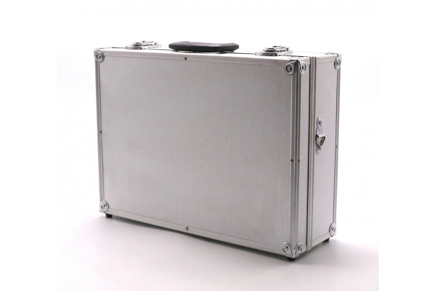 Кейс алюминиевый silver с замком и ключами