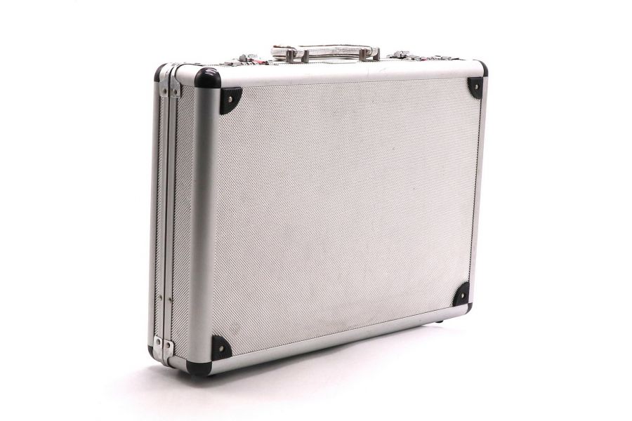 Кейс алюминиевый silver с замком BergHOFF