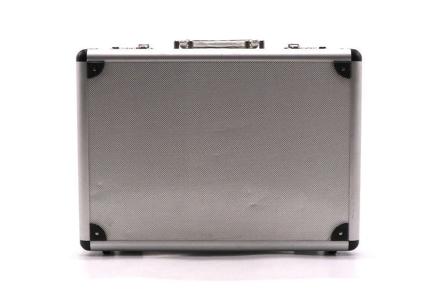 Кейс алюминиевый silver с замком BergHOFF