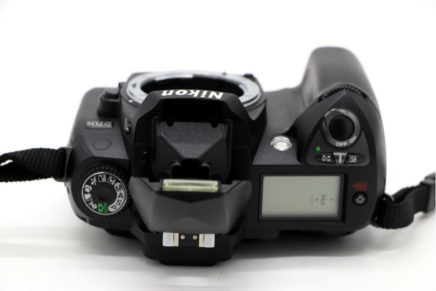 Камера Nikon D70s body (пробег 27430 кадров)