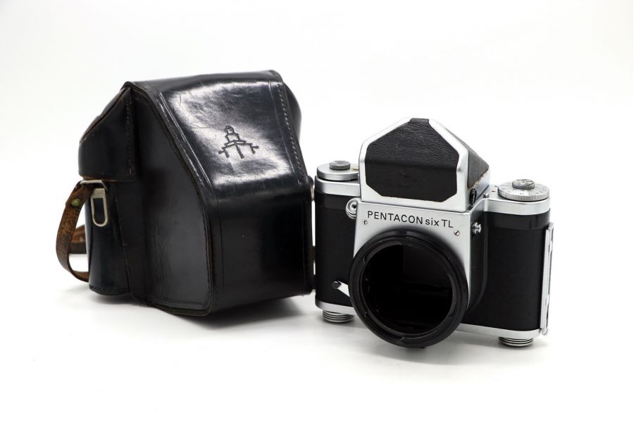 Зеркальный фотоаппарат Pentacon Six TL body