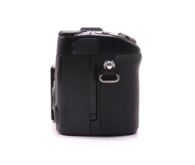Фотокамера компактная Nikon Coolpix 5400 в упаковке