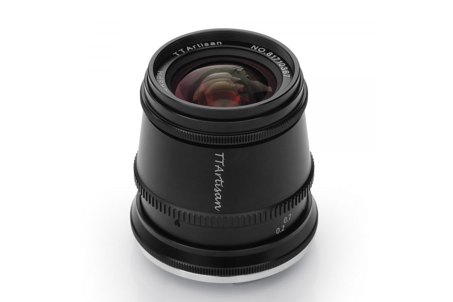 Объектив TTartisan 17mm f/1.4 APS-C для Fujifilm FX