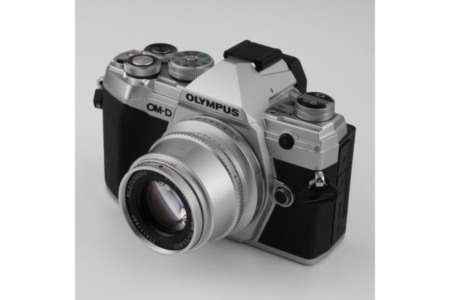Объектив TTartisan 35mm F1.4 APS-C for Micro 4/3
