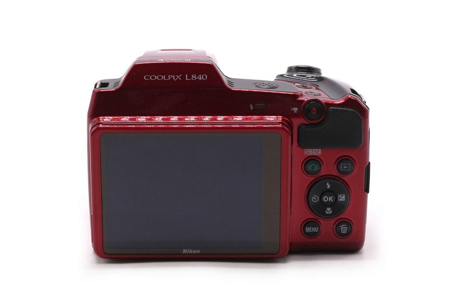 Красный цифровой фотоаппарат Nikon Coolpix L840