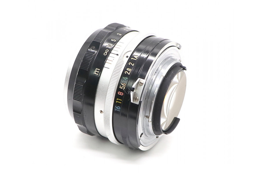 Объектив Nikkor-S Auto f/1.4 50mm Nippon Kogaku