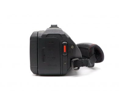 Видеокамера JVC Everio GZ-RX640BEU в упаковке