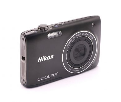 Цифровая компактная фотокамера Nikon Coolpix S3100