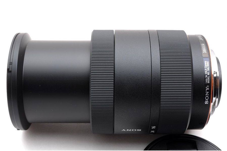 Sony Vario-Sonnar T*16-80mm f/3.5-4.5 ZA DT Carl Zeiss (Japan)