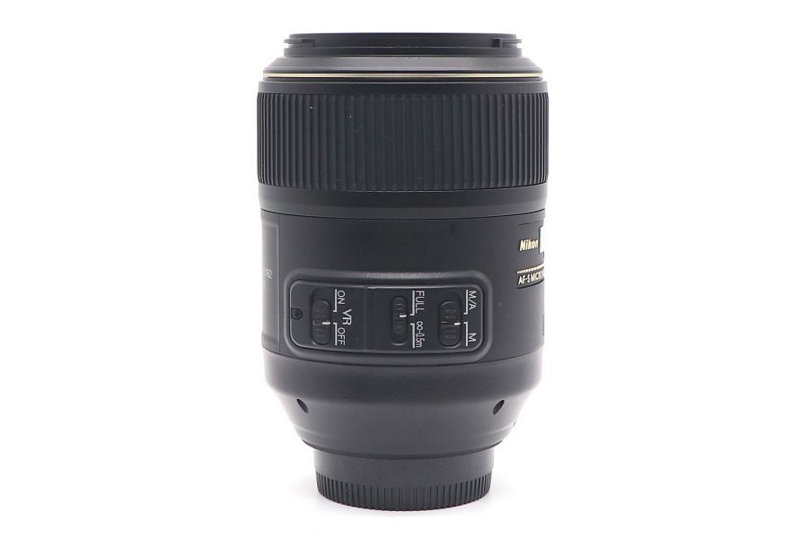 Nikon 105mm f/2.8G AF-S IF-ED VR Micro-Nikkor (Japan)
