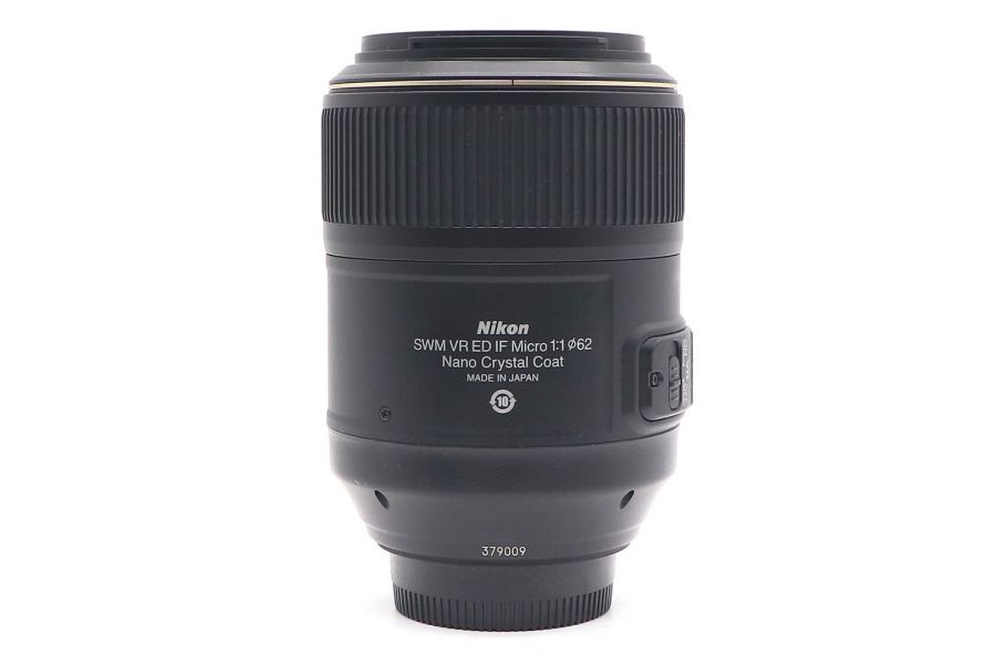 Nikon 105mm f/2.8G AF-S IF-ED VR Micro-Nikkor (Japan)