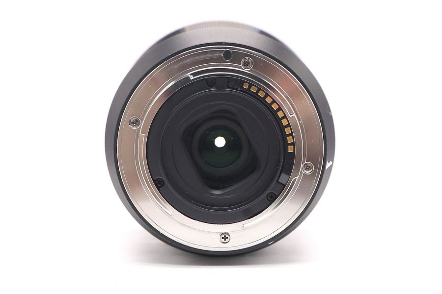 Sony 18-105mm f/4 G OSS PZ E (SELP18105G) в упаковке