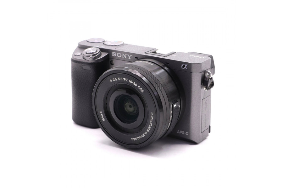 Sony A6000 ILCE-6000 kit (пробег 9800 кадров)