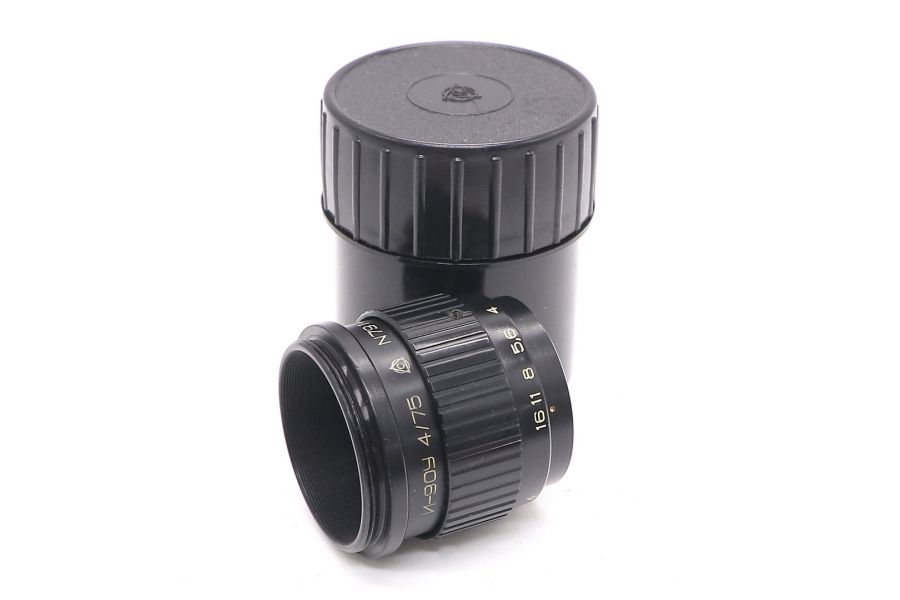 Индустар-90У 75mm f/4 советский объектив (ЛЗОС)