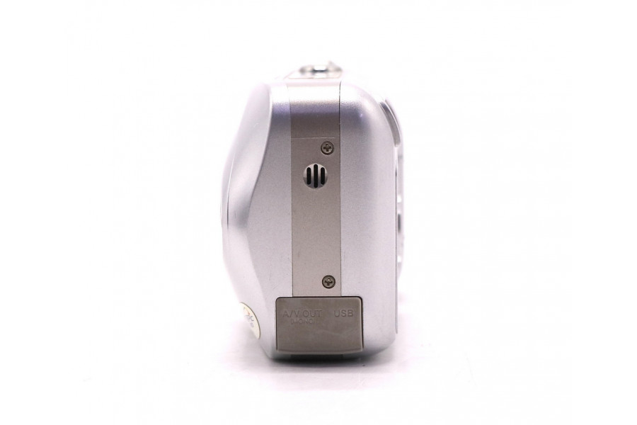 Компактная фотокамера Olympus Camedia C-460 Zoom