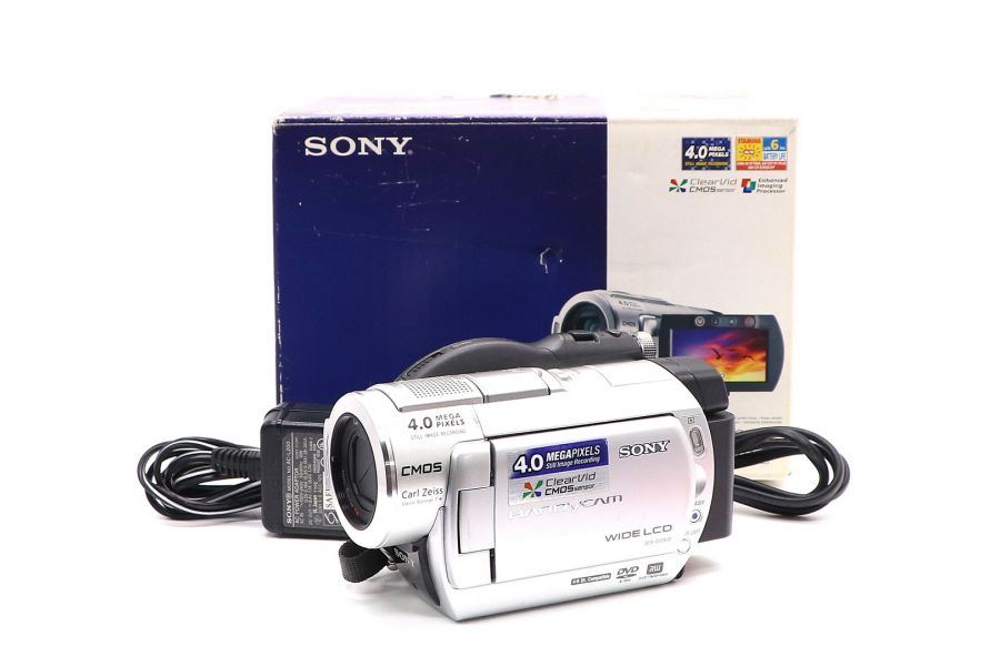 Видеокамера Sony DCR-DVD408E в упаковке