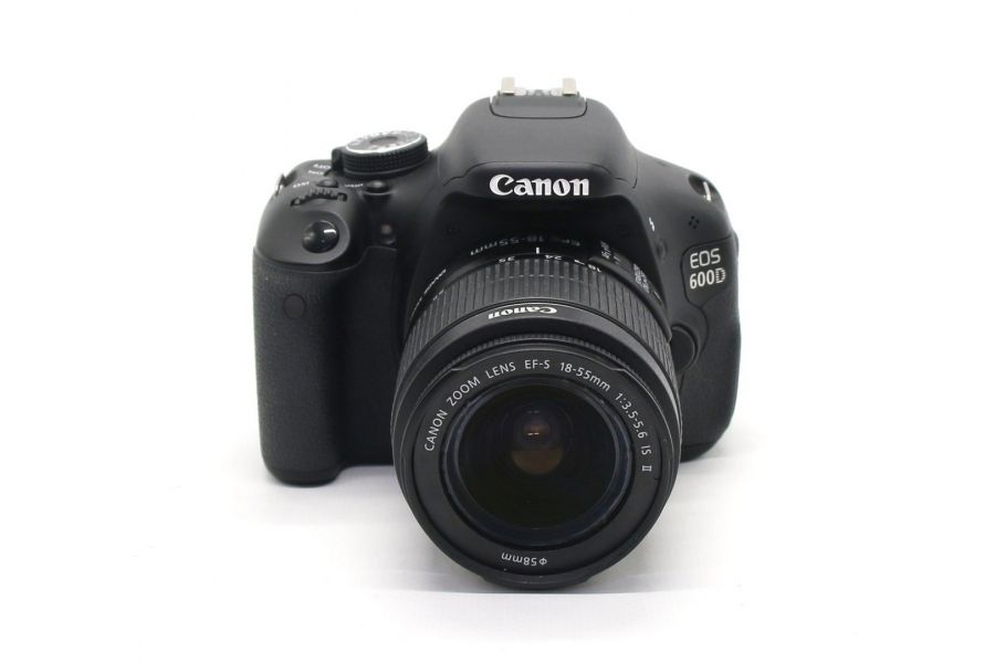 Камера Canon EOS 600D kit (пробег 9230 кадров)