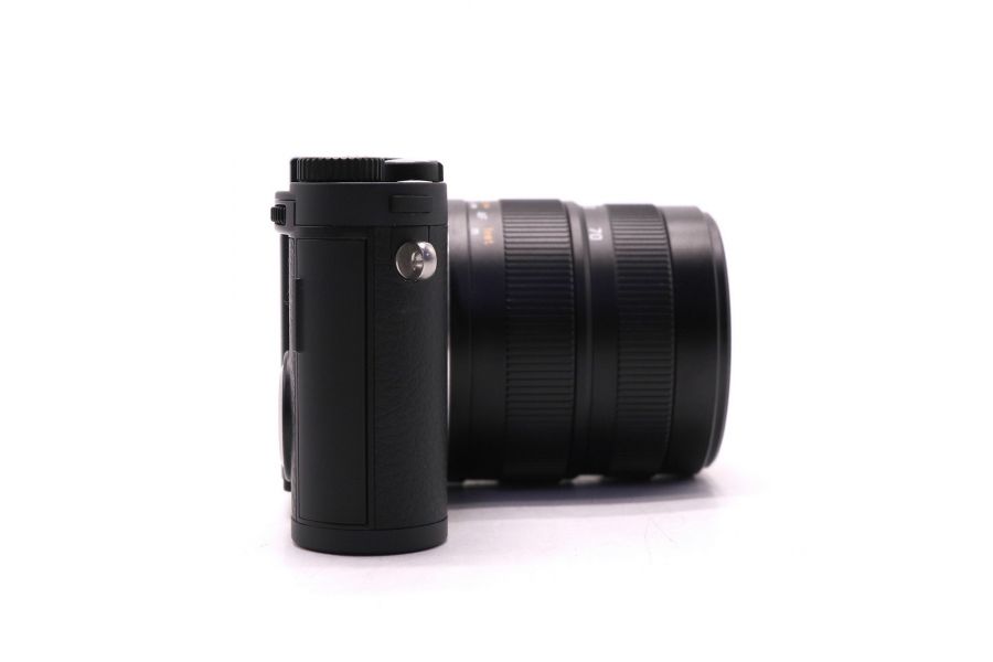 Фотокамера компаткная Leica X Vario (Typ 107)