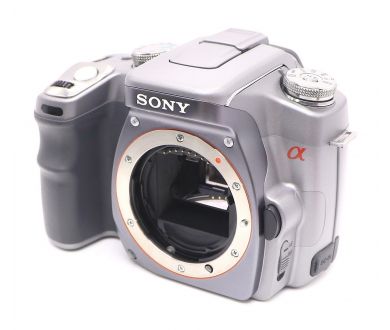 Sony Alpha DSLR-A100 body (серый)