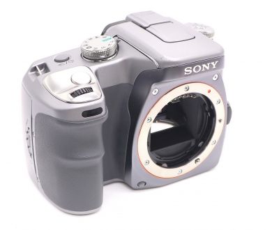 Sony Alpha DSLR-A100 body (серый)