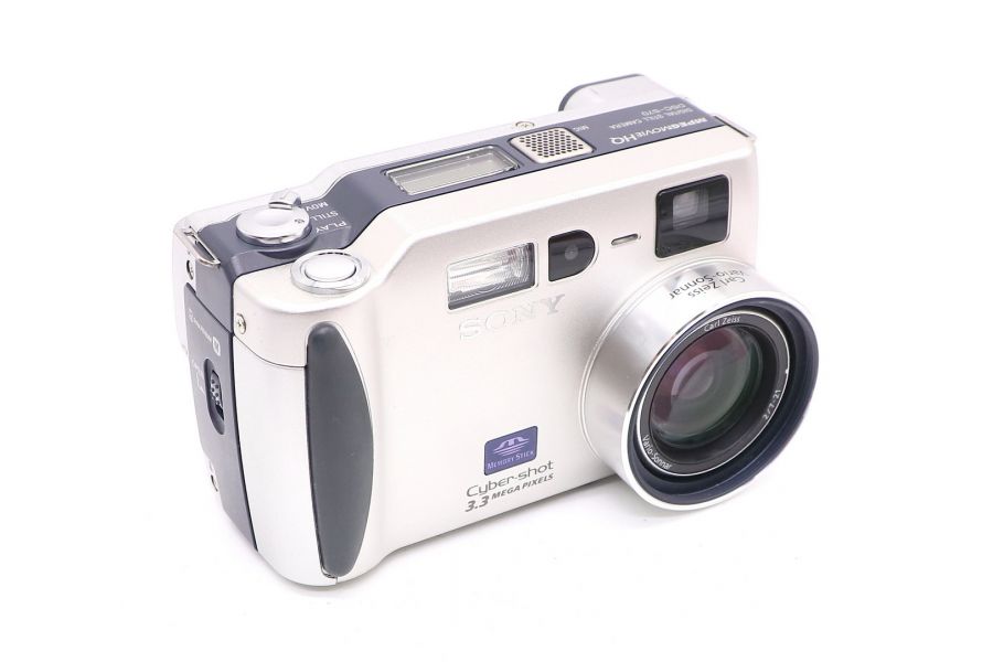 Цифровая фотокамера Sony Cyber-shot DSC-S70