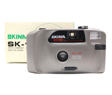 Компактная плёночная камера Skina SK-106 в упаковке