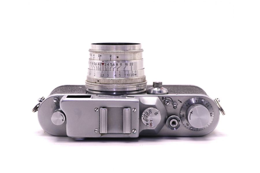 Фотоаппарат пленочный Зоркий-3 с Юпитер-8 (СССР)