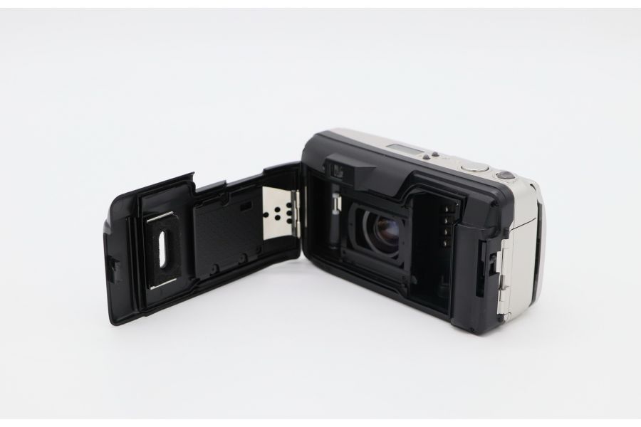 Компактный фотоаппарат Olympus Superzoom 105G