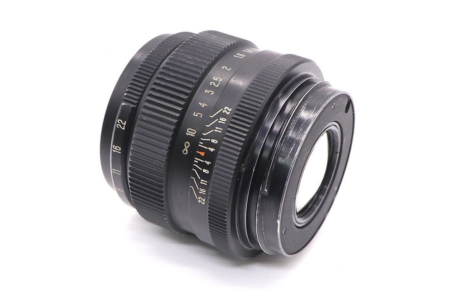 Объектив Вега-12В / Vega-12B 2,8/90 (СССР, 1975)