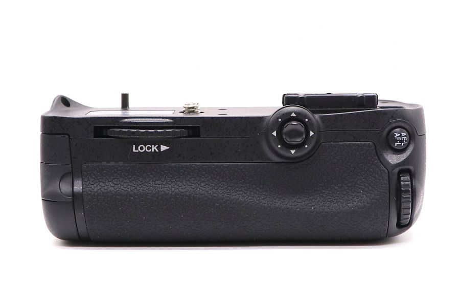 Батарейная ручка Nikon MB-D11 в упаковке (комплект)