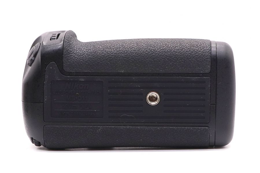 Батарейная ручка Nikon MB-D11 в упаковке (комплект)