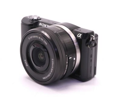 Камера Sony A5000 kit (пробег 1565 кадров)