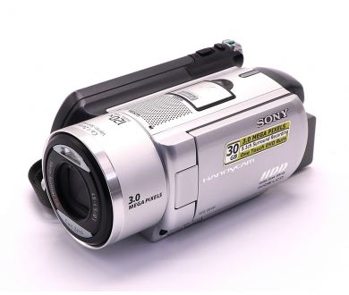 Видеокамера цифровая Sony DCR-SR100E Handycam