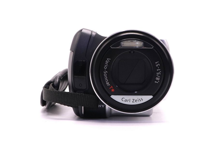 Видеокамера цифровая Sony DCR-SR100E Handycam